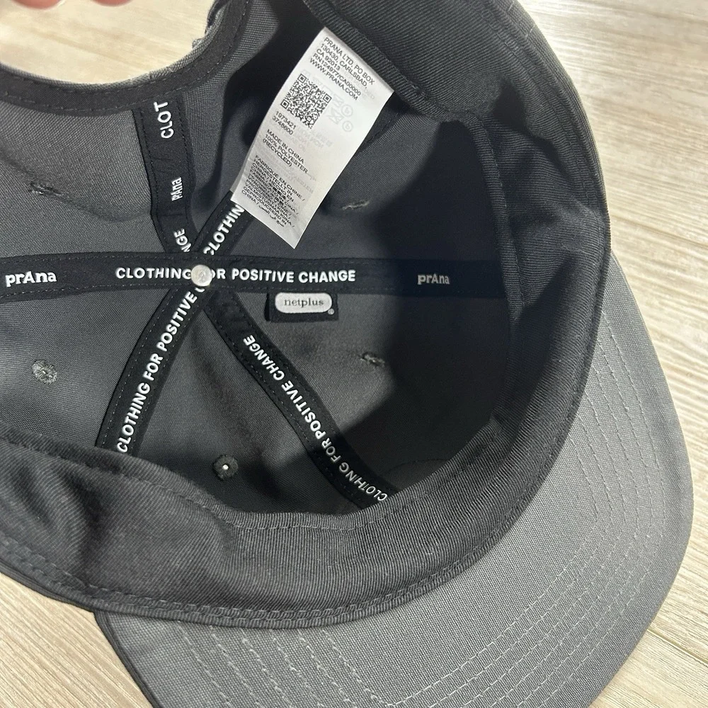 PrAna Gazin Patch Hat Cap Snapback Charcoal Mens One Size Logo Baseball Hat
